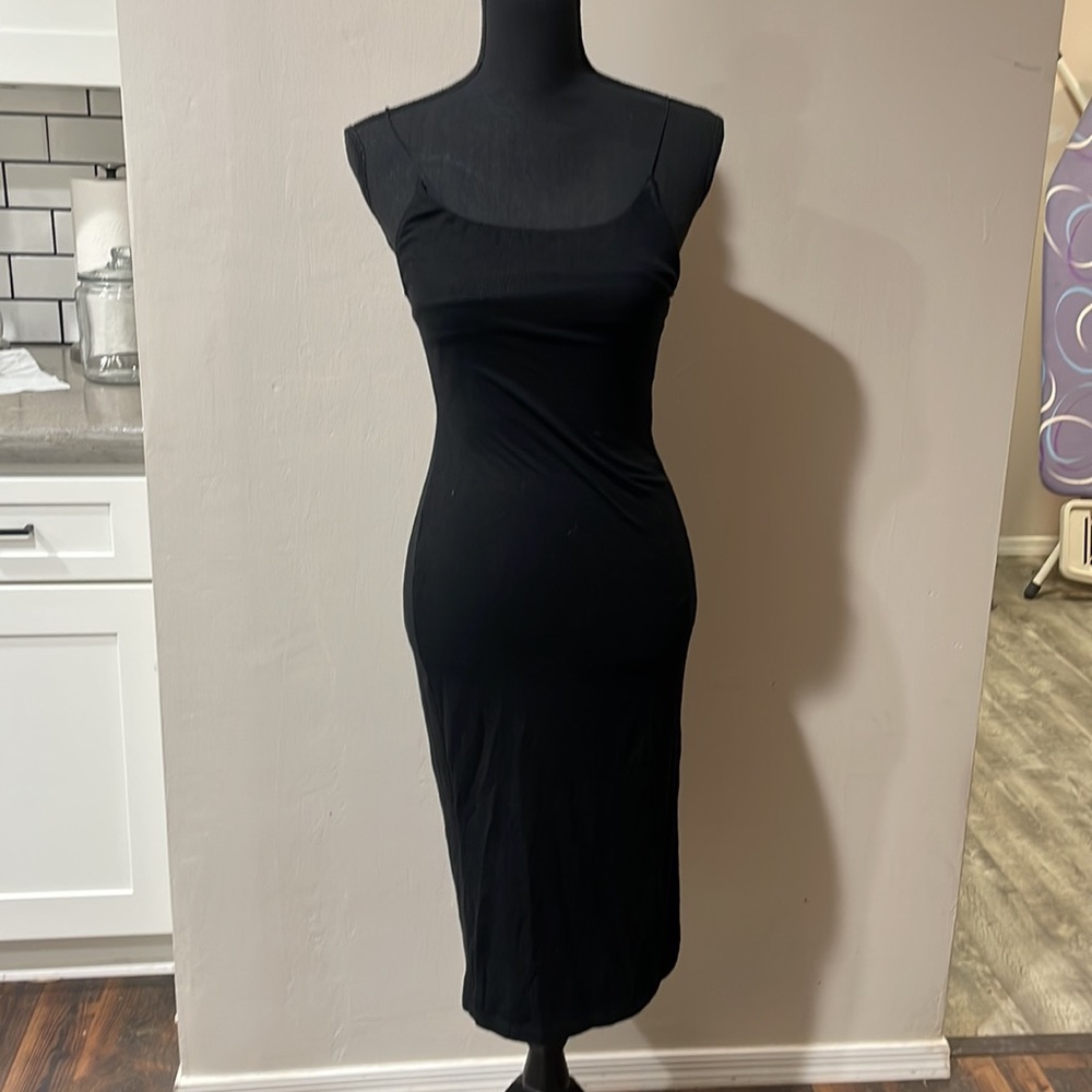 Sun Becomes Her Black midi dress